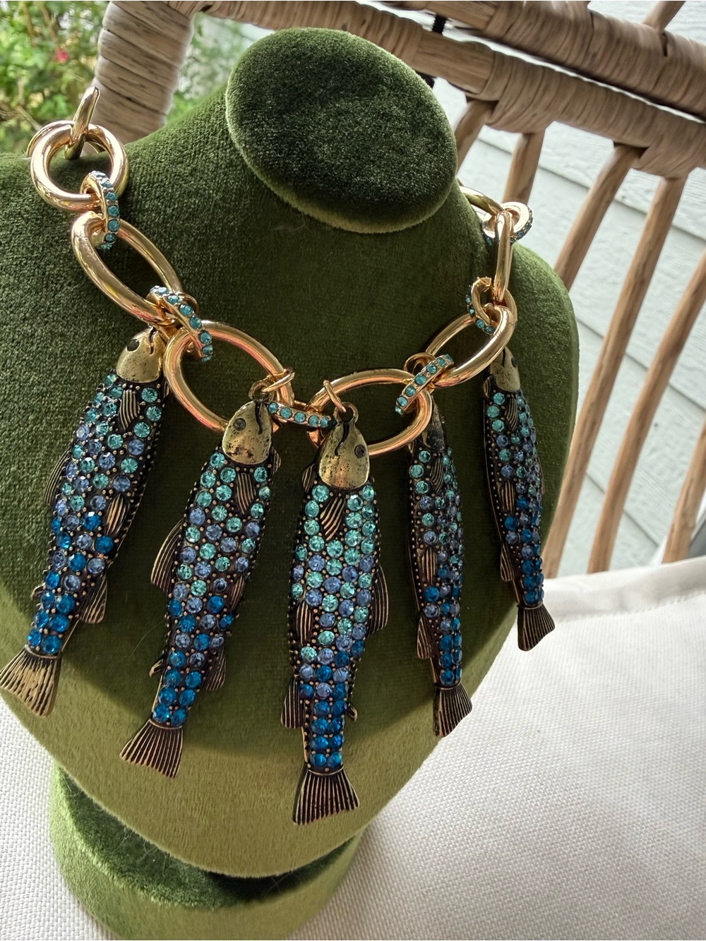 Betsey Johnson Rhinestones Blue & Turquoise Fish Charm Statement Necklace - Picture 4 of 11